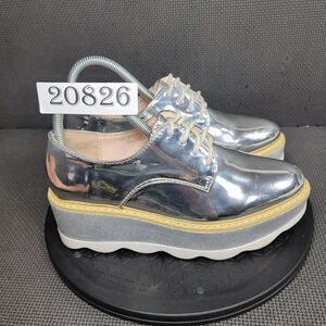 Via Pinky Frida Platform Shoes Womens Sz 6.5 Silver Loafers